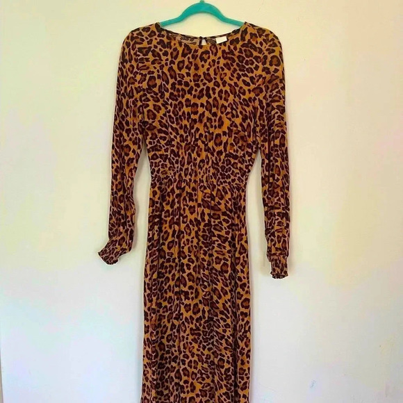 H&M Leopard Maxi Print Dress, Excellent Condition🐆Worn 2 times - Picture 4 of 9